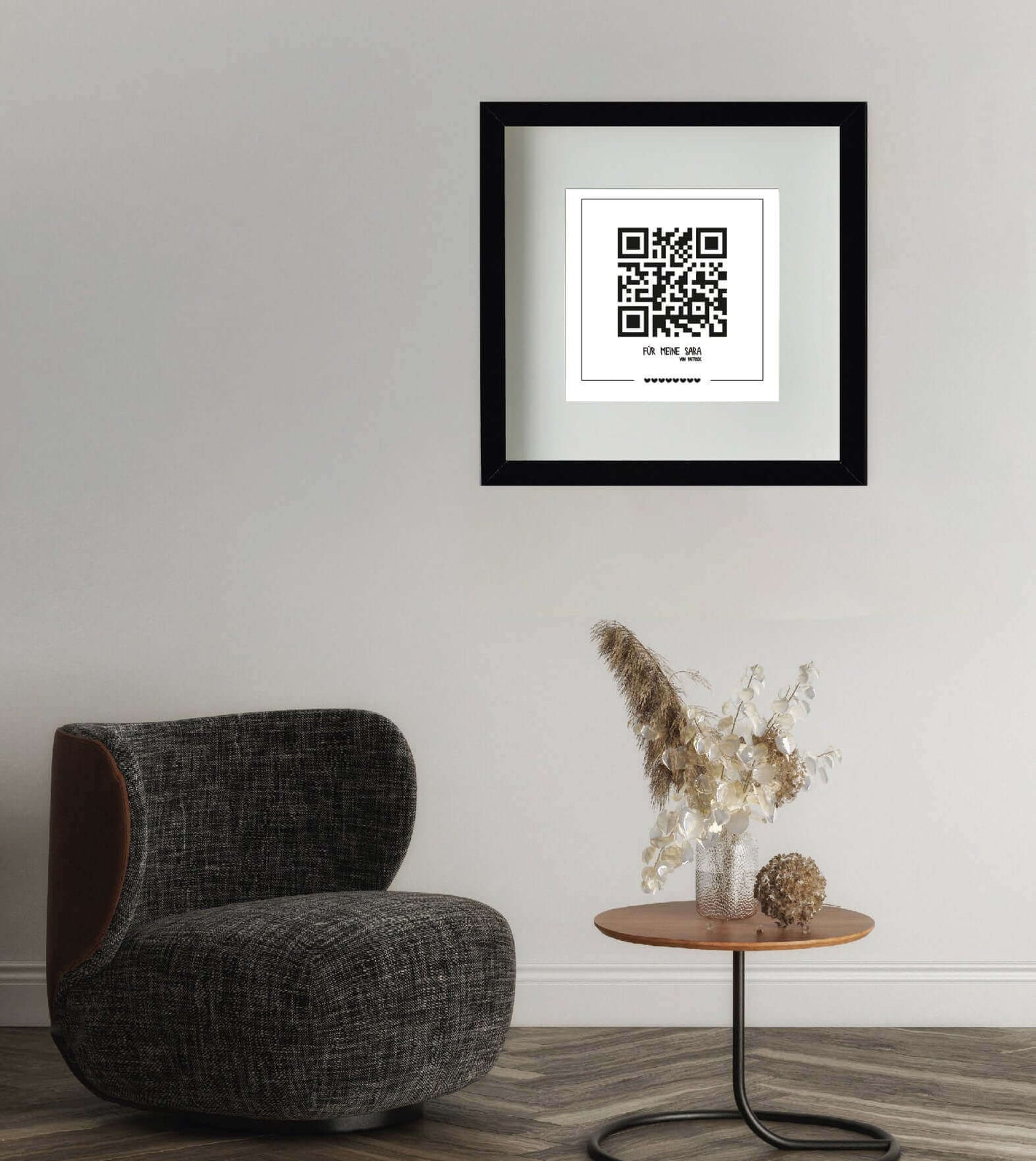 Anwendungsbild_Personalisiertes Bild "QR-Code", Bildgröße: 13x18cm, DIN A4, DIN A3, 25x25xm, Bilderrahmen: Ohne Bilderrahmen, Bilderrahmen weiß, Bilderrahmen schwarz, Bilderrahmen weiß mit Passepartout, Bilderrahmen schwarz mit Passepartout, Copyright: 32