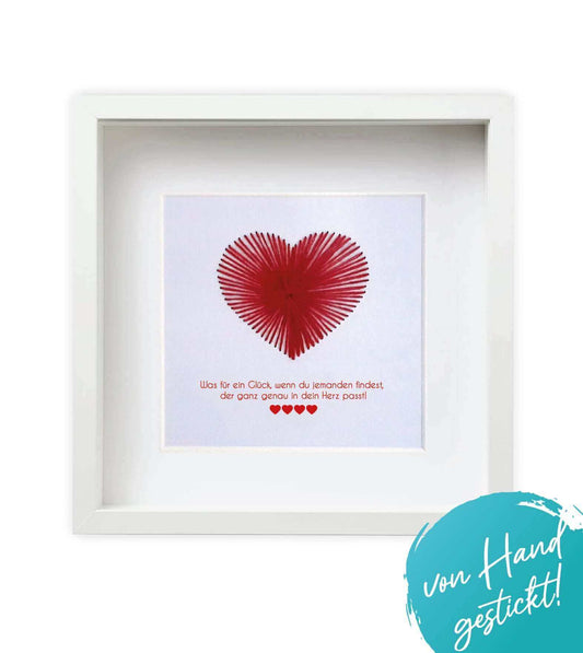 Personalisiertes Bild "gesticktes Herz", Bildgröße: 25x25cm, Bilderrahmen: Bilderrahmen weiß mit Passepartout, Bilderrahmen schwarz mit Passepartout, Copyright: 321geschenke.de