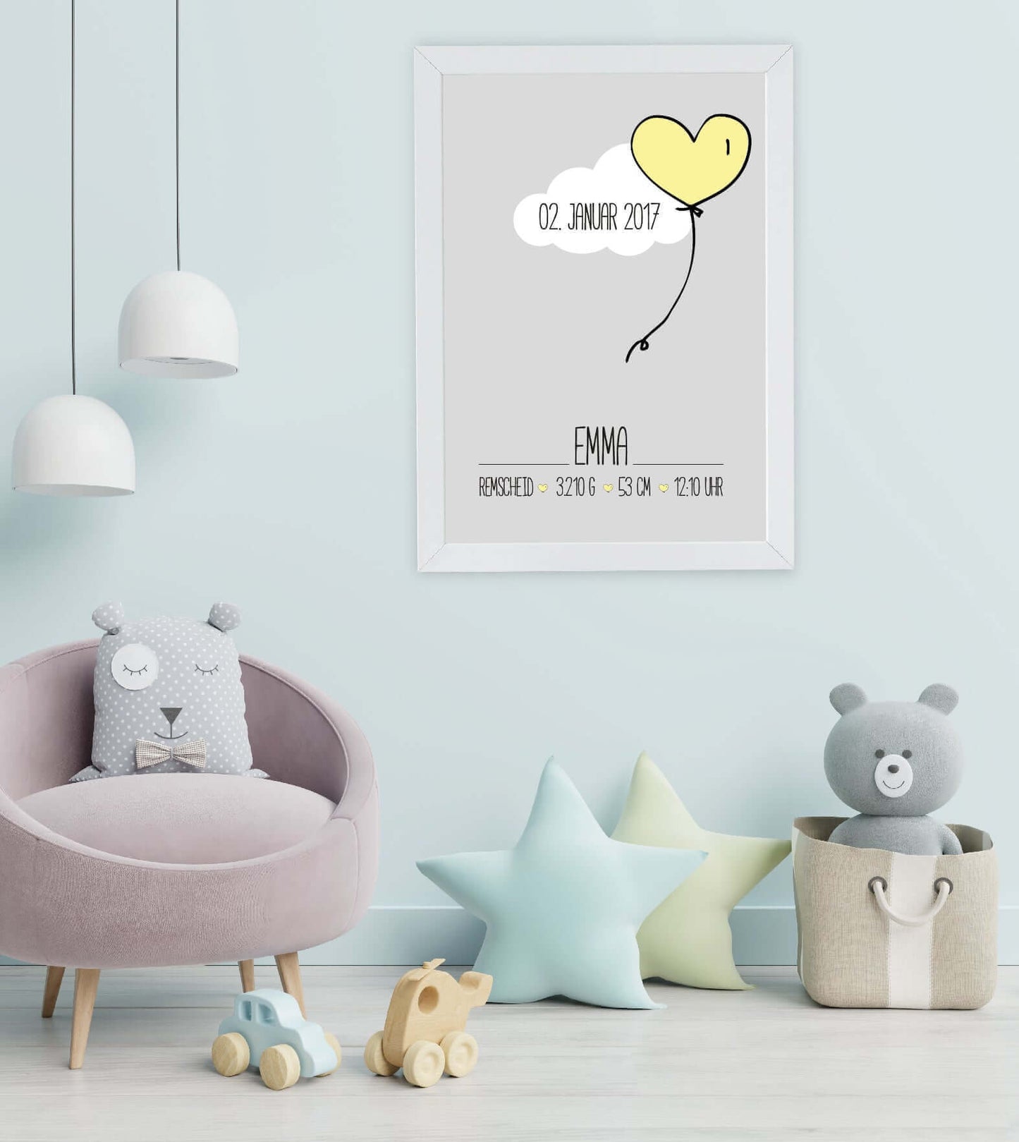 Anwendungsbild_Personalisiertes Bild "Geburtsposter" Wolke mit Herzballon, Bildfarbe: Rosa, Blau, Grün, Gelb, Bildgröße: 13x18cm, DIN A4, DIN A3, Bilderrahmen: Ohne Bilderrahmen, Bilderrahmen weiß, Bilderrahmen schwarz, Bilderrahmen weiß mit Passepartout,