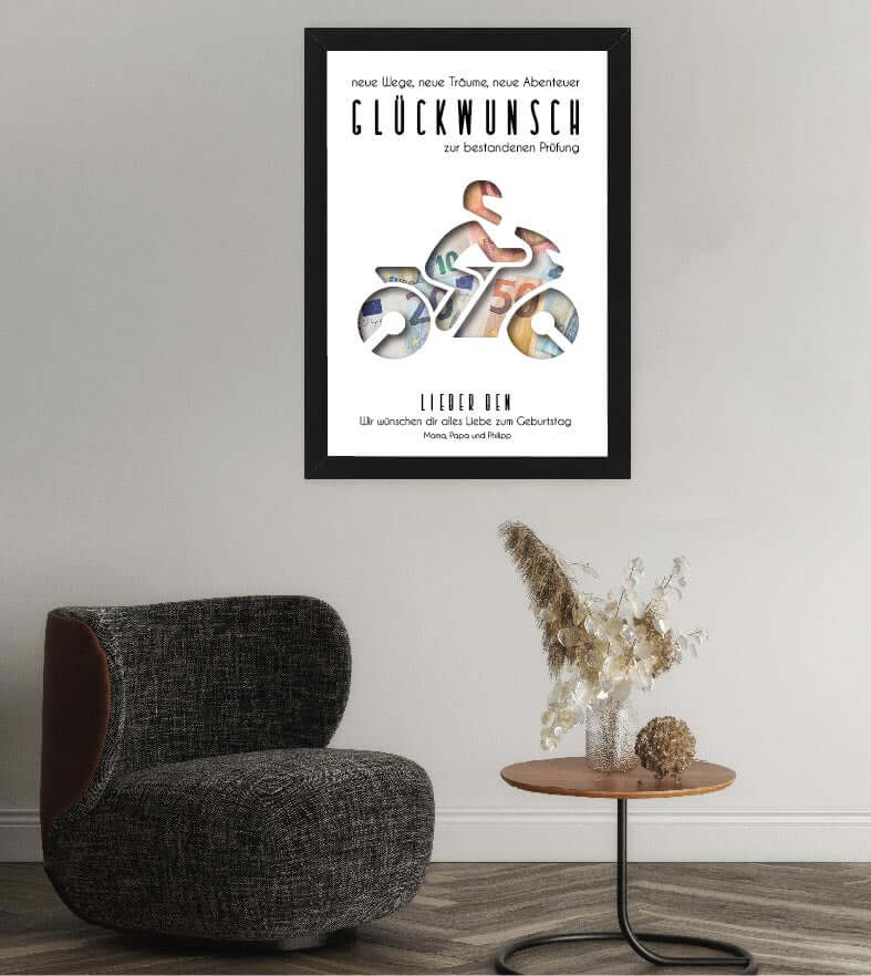 Anwendungsbild_Geldgeschenk "Führerschein" Motorrad, konturgeschnitten, Bildgröße: 13x18cm, DIN A4, DIN A3, Bilderrahmen: Ohne Bilderrahmen, Bilderrahmen weiß ohne Passepartout, Bilderrahmen schwarz ohne Passepartout, Bilderrahmen weiß mit Passepartout, B