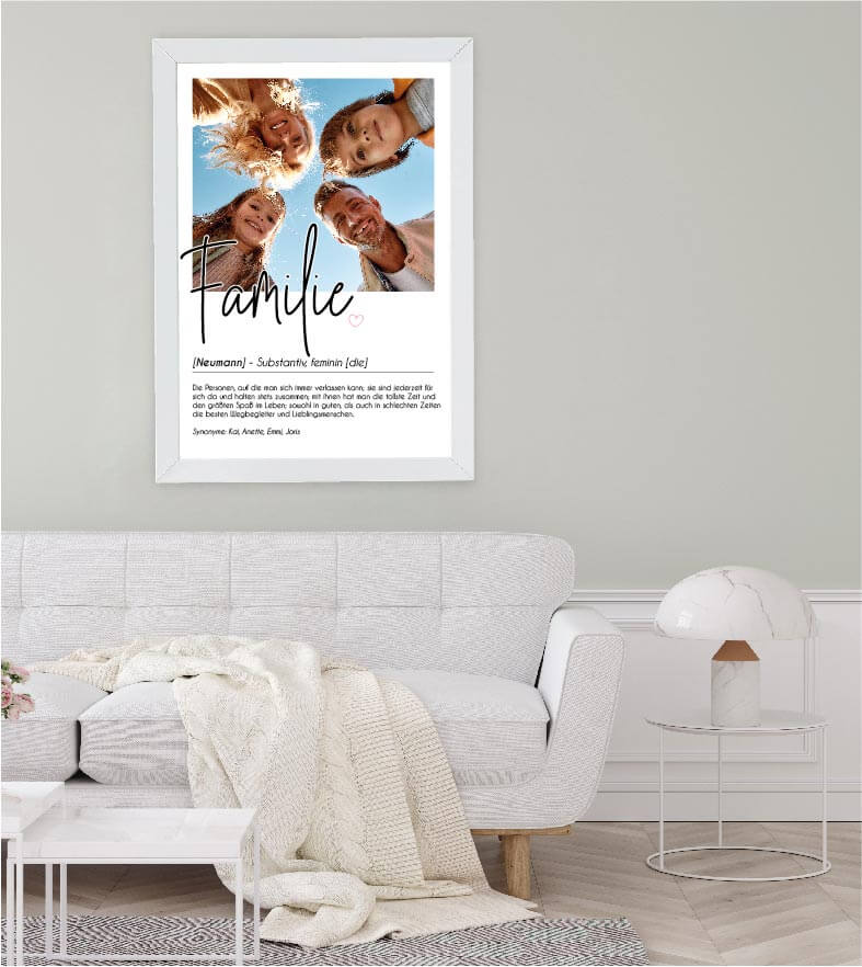 Anwendungsbild_Personalisiertes Foto-Poster "FAMILIE" mit Definition, Bildgröße: 13x18cm, DIN A4, DIN A3, Bilderrahmen: Ohne Bilderrahmen, Bilderrahmen weiß, Bilderrahmen schwarz, Bilderrahmen weiß mit Passepartout, Bilderrahmen schwarz mit Passepartout,