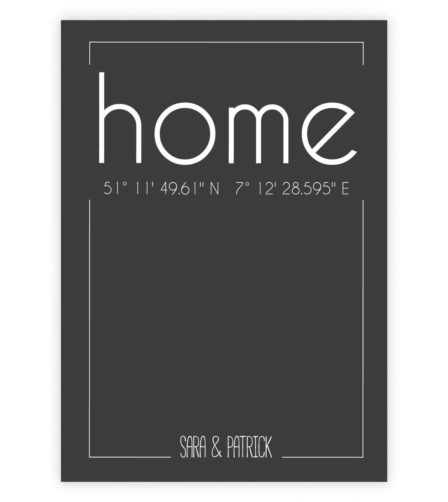 Personalisiertes Koordinaten Bild “HOME”, “FAMILIE”, “LEBEN” oder “ZUHAUSE”, Bildfarbe: Anthrazit/Schwarz, Bildgröße: 13x18cm, DIN A4, DIN A3, Bilderrahmen: Ohne Bilderrahmen, Copyright: 321geschenke.de