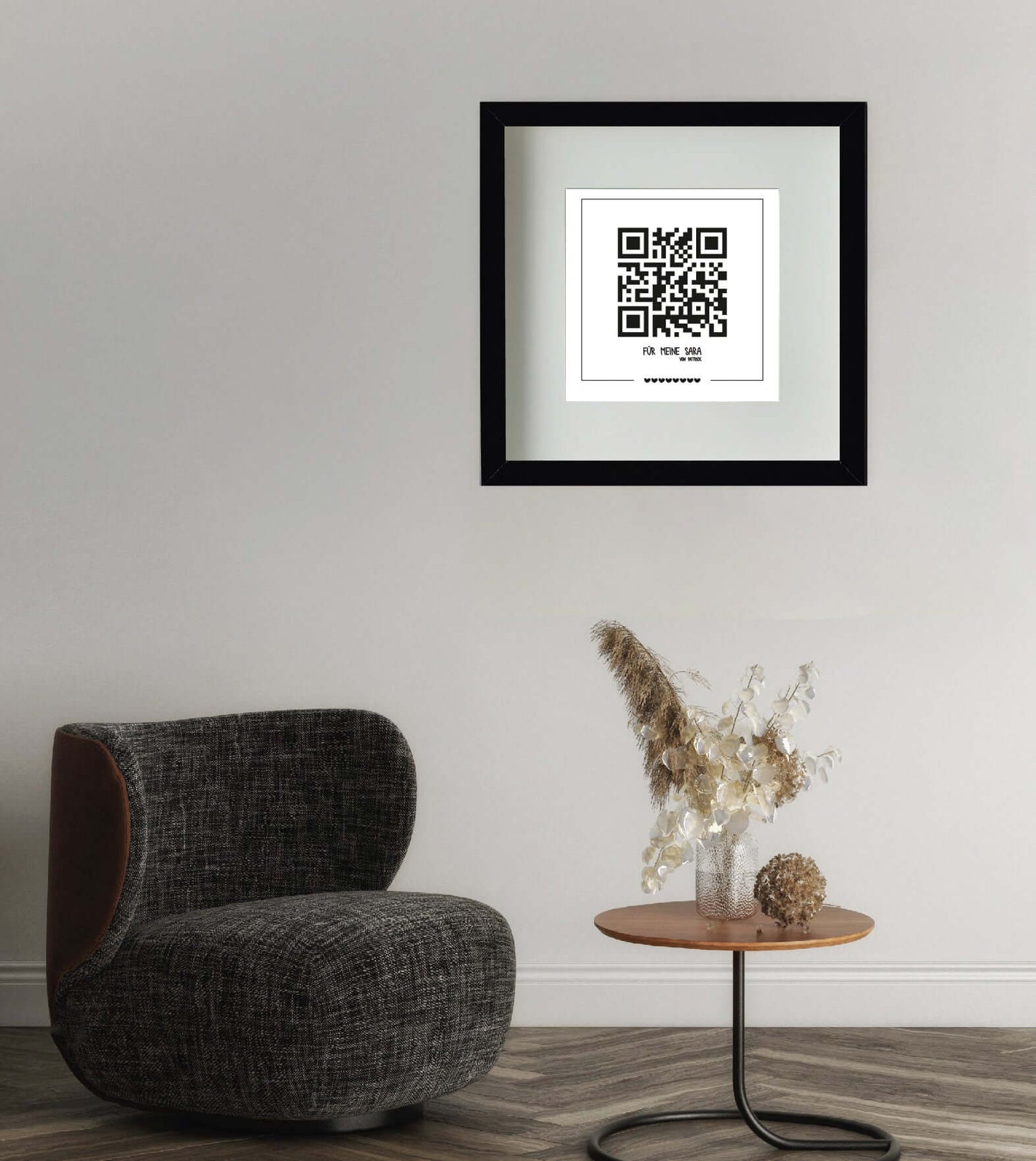 Anwendungsbild_Personalisiertes Bild „QR-Code”, Bildgröße: 13x18cm, DIN A4, 25x25cm (Bildausschnitt: 12x12cm), Bilderrahmen: Ohne Bilderrahmen, Bilderrahmen weiß ohne Passepartout, Bilderrahmen schwarz ohne Passepartout, Bilderrahmen weiß mit Passepartout, Bilderrahmen schwarz mit Passepartout, Copyright: 321geschenke.de