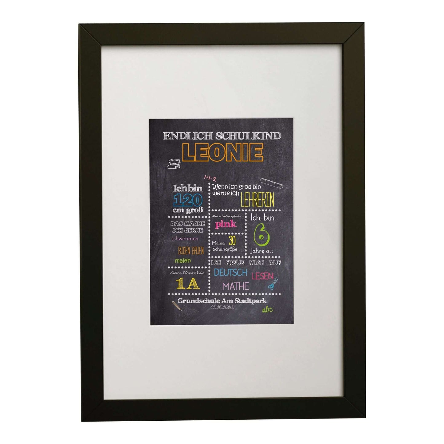 Personalisiertes Bild „Einschulung” Meilensteinposter BUNT, Bildgröße: 13x18cm, DIN A4, DIN A3, Bilderrahmen: Bilderrahmen schwarz mit Passepartout, Copyright: 321geschenke.de