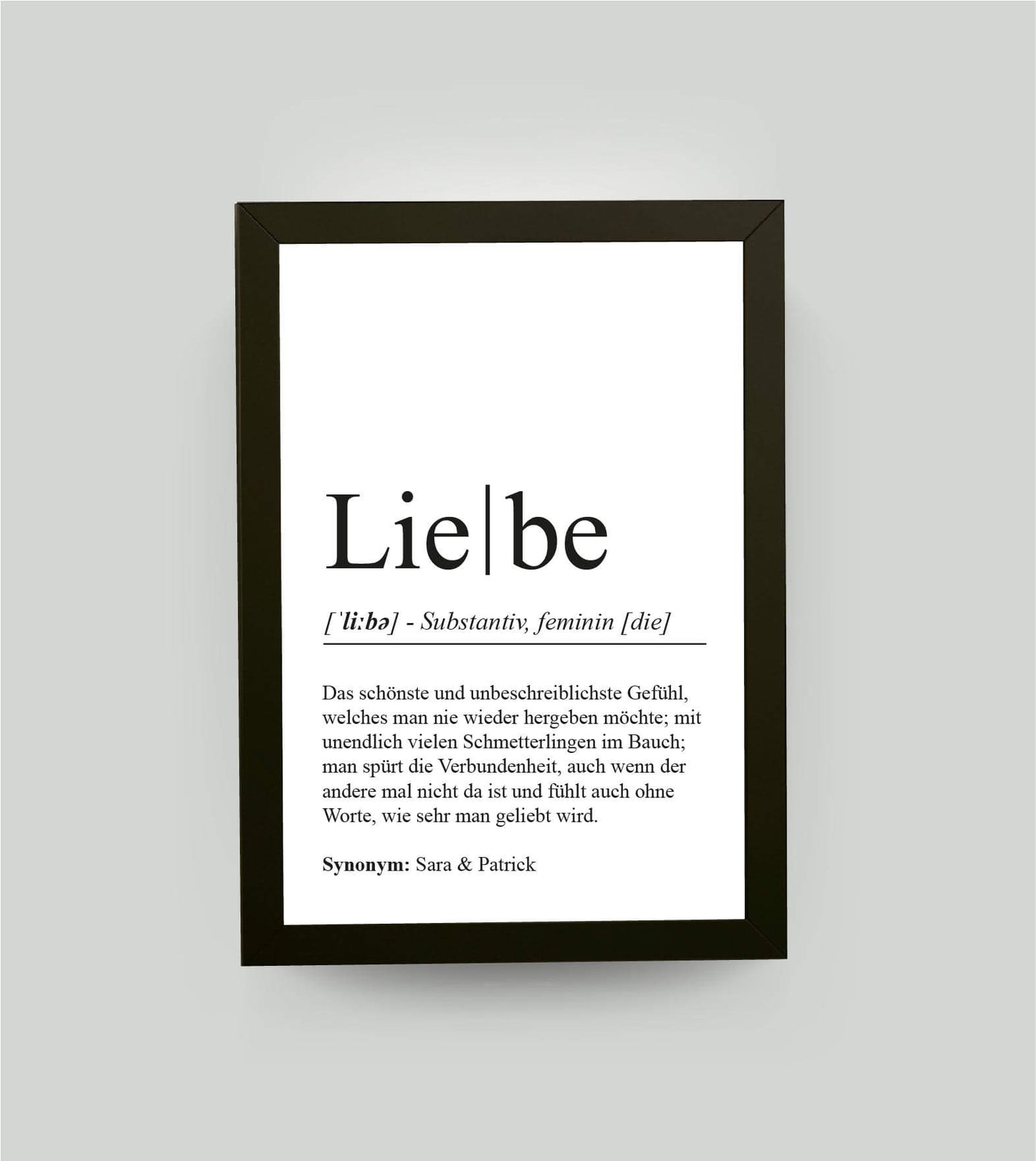 Personalisiertes Bild “Definition LIEBE”, DIN A4, mit Rahmen schwarz 21x30cm, ohne Passepartout, Copyright: 321geschenke.de