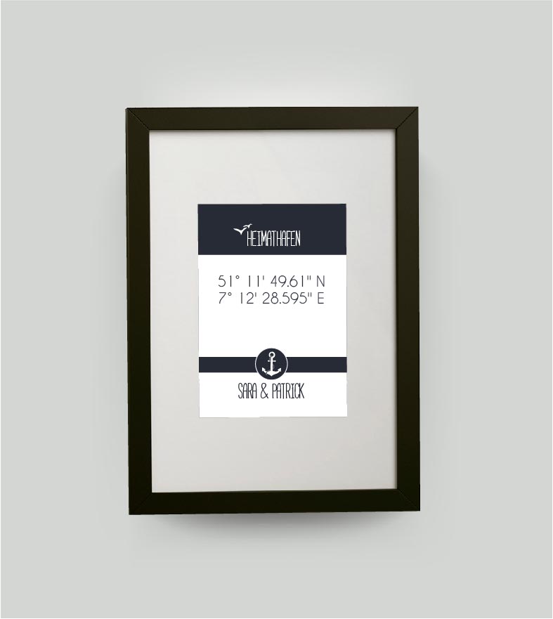 Personalisiertes Koordinaten Bild “HEIMATHAFEN” mit Anker, Bildfarbe: Maritime/Blau, Bildgröße: DIN A4, Bilderrahmen: Bilderrahmen schwarz mit Passepartout, Copyright:321geschenke.de