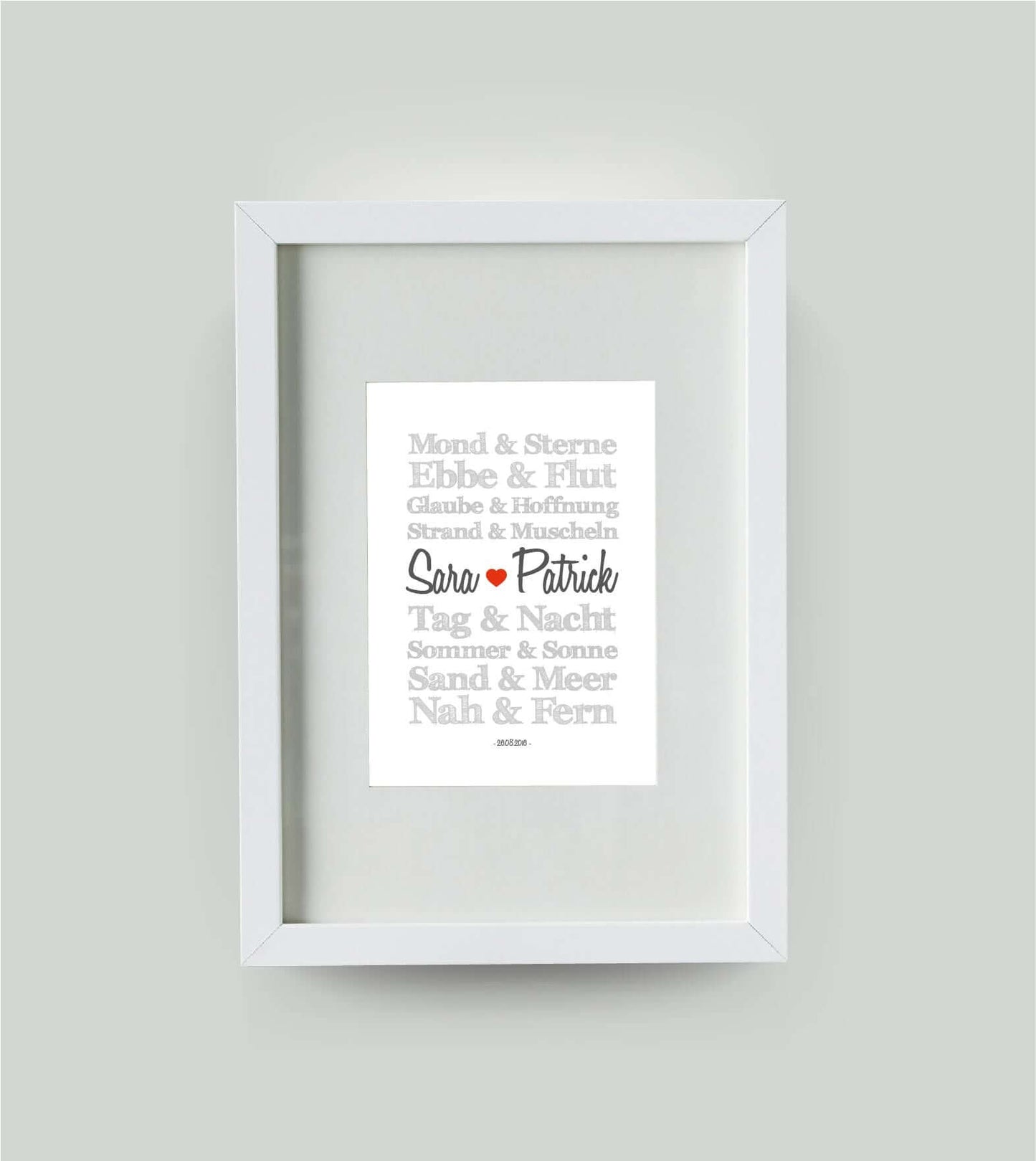 Personalisiertes Bild “TRAUMPAARE – Sonne, Mond und Sterne”, Bildgröße: DIN A4, Bilderrahmen: Bilderrahmen weiß mit Passepartout, ,Copyright: 321geschenke.de