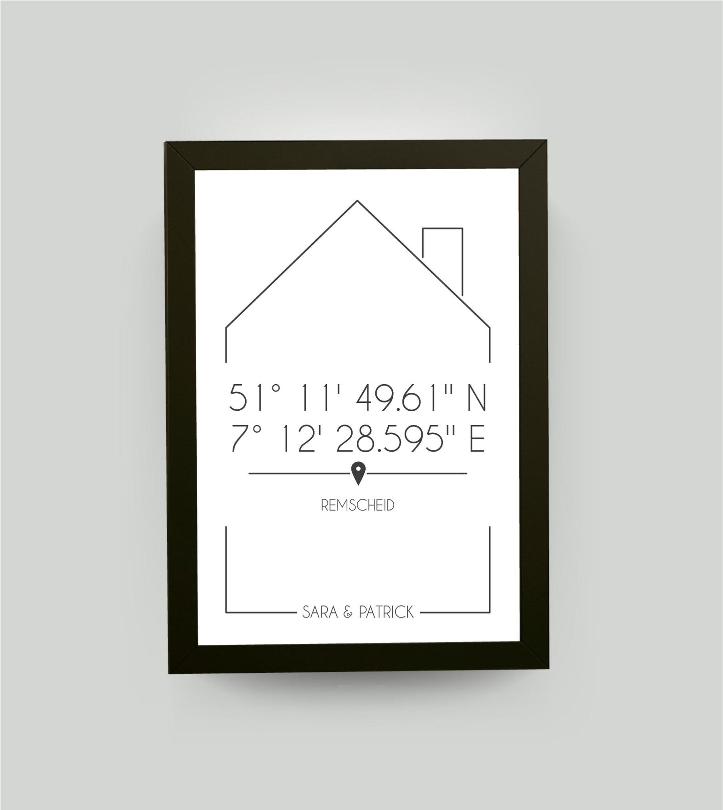 Personalisiertes Koordinatenbild “DAHEIM”, Bildfarbe: Weiß, Bildgröße: 13x18cm, Bilderrahmen: Bilderrahmen schwarz ohne Passepartout, Copyright: 321geschenke.de