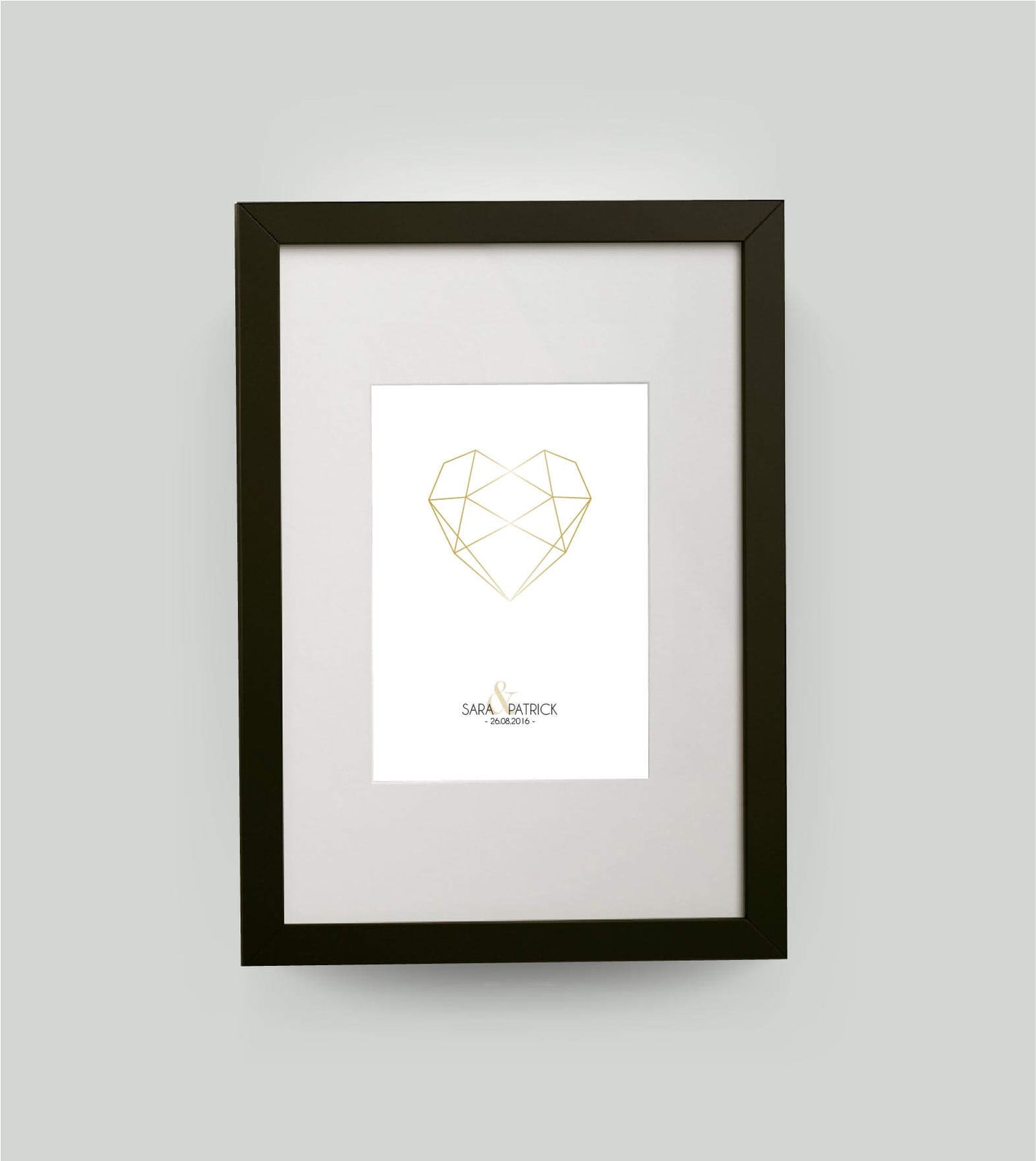 Personalisiertes Bild “Diamant”, Bildfarbe: Gold, Bildgröße: DIN A4, Bilderrahmen: Bilderrahmen schwarz mit Passepartout, Copyright: 321geschenke.de