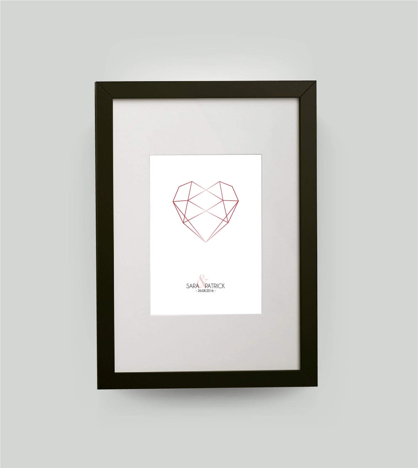 Personalisiertes Bild “Diamant”, Bildfarbe: Rot, Bildgröße: DIN A4, Bilderrahmen: Bilderrahmen schwarz mit Passepartout, Copyright: 321geschenke.de
