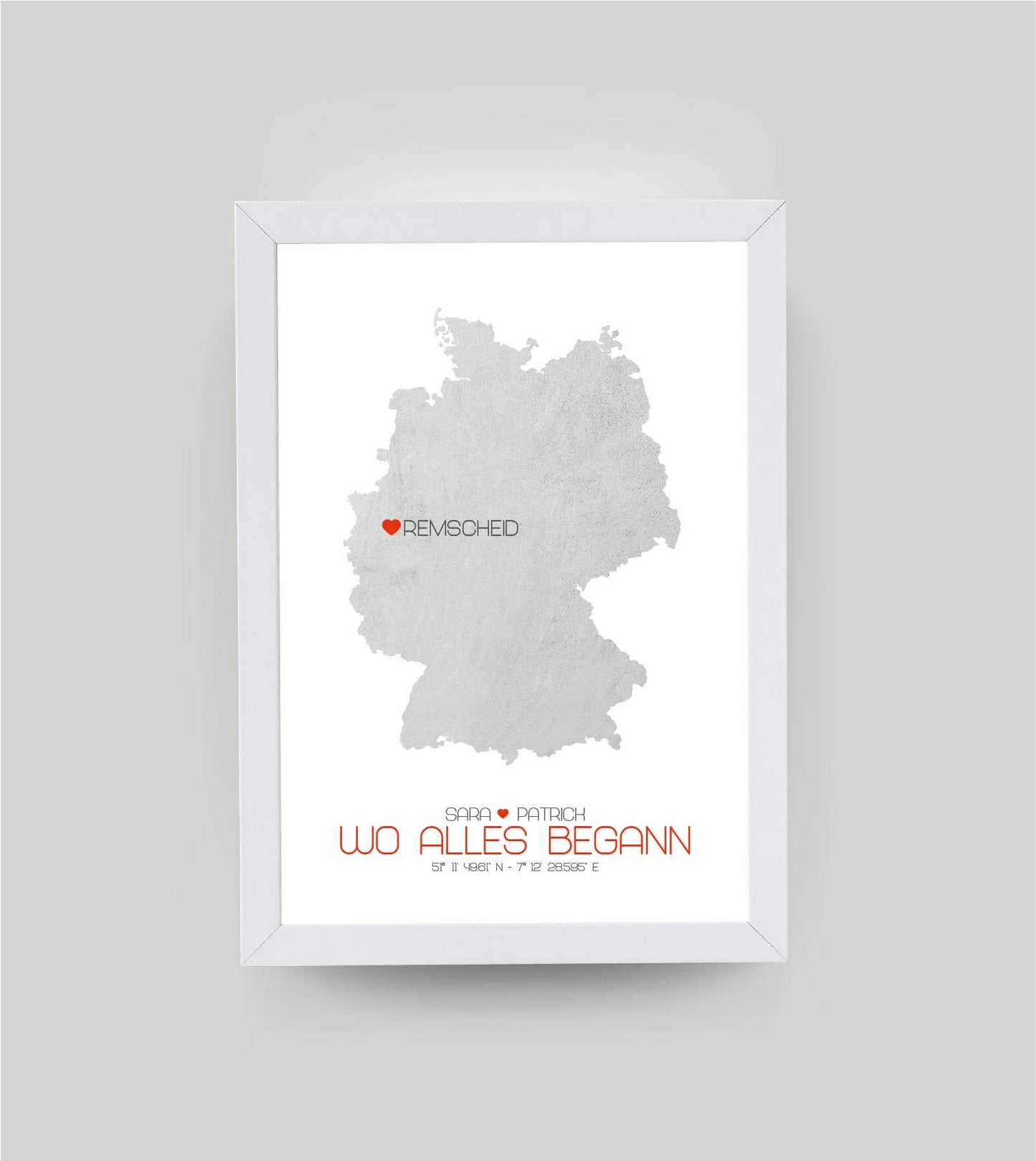 Personalisiertes Koordinaten Bild “Landkarte – Wo alles begann”, Bildfarbe: Grau, Bildgröße: 13x18cm, Bilderrahmen: Ohne Bilderrahmen, Copyright: 321geschenke.de