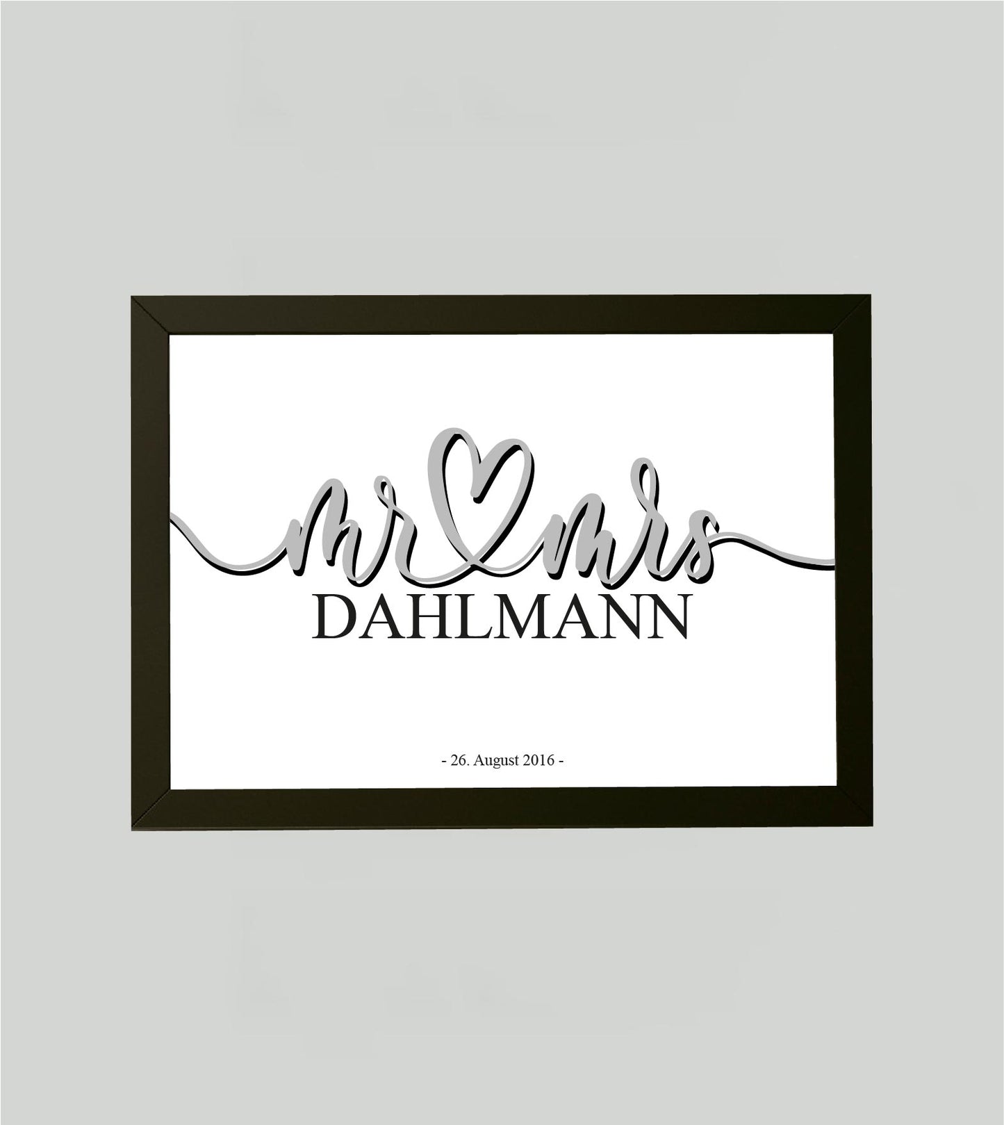 Personalisiertes Bild „Mr & Mrs”, Bildfarbe: Anthrazit/Schwarz, Grau, Weiß, Bildgröße: 13x18cm, DIN A4, DIN A3, Bilderrahmen: Ohne Bilderrahmen, Bilderrahmen weiß ohne Passepartout, Bilderrahmen schwarz ohne Passepartout, Bilderrahmen weiß mit Passepartout, Bilderrahmen schwarz mit Passepartout, Copyright:321geschenke.de