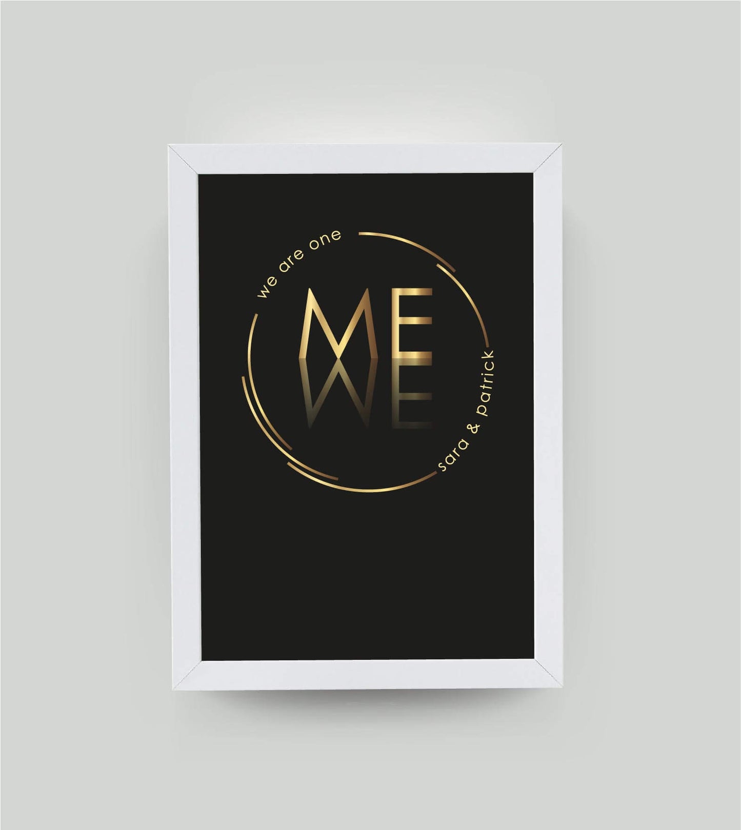 Personalisiertes Bild “we are one” ME=WE, Bildfarbe: Schwarz, Bildgröße: 13x18cm, Bilderrahmen: Ohne Bilderrahmen,Copyright: 321geschenke.de