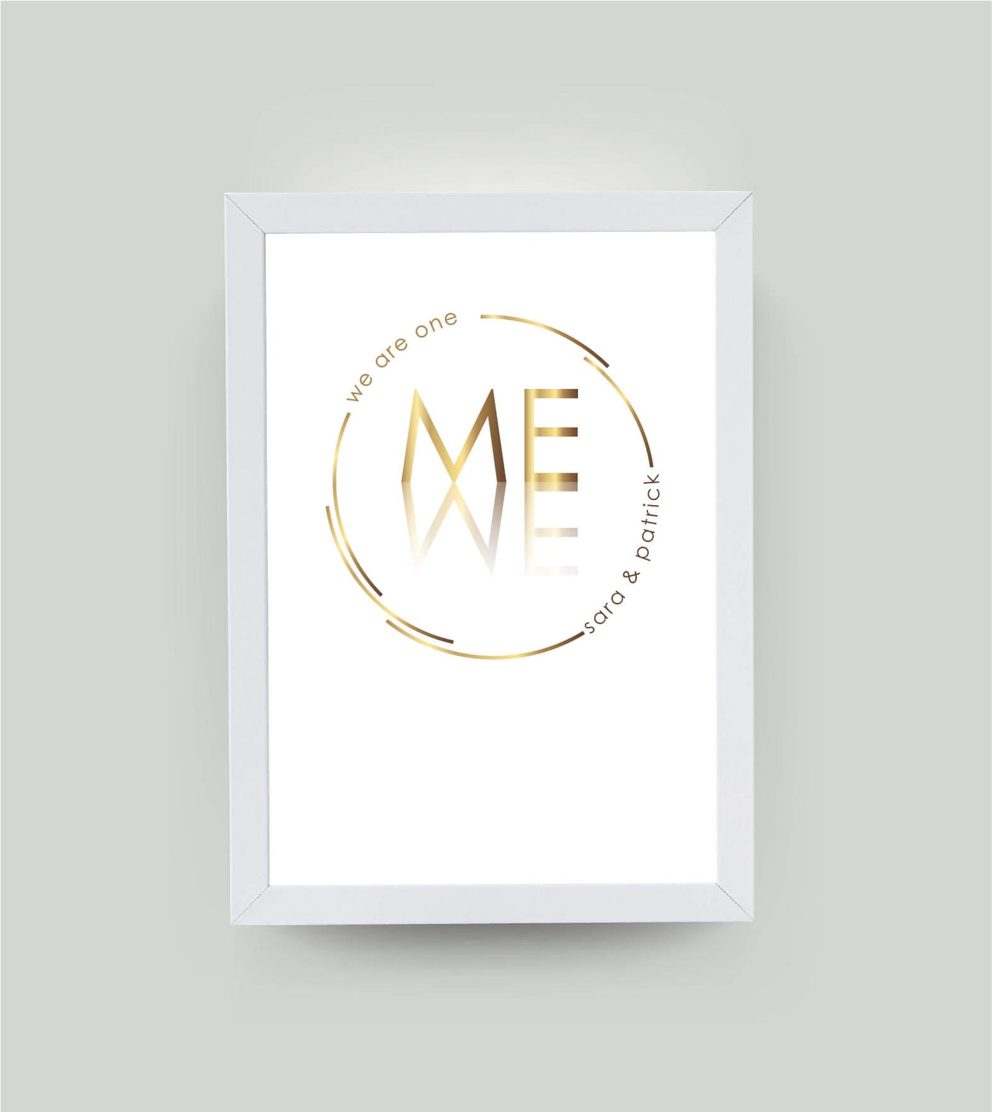 Personalisiertes Bild “we are one” ME=WE, Bildfarbe: Weiß, Bildgröße: 13x18cm, Bilderrahmen: Ohne Bilderrahmen,Copyright: 321geschenke.de