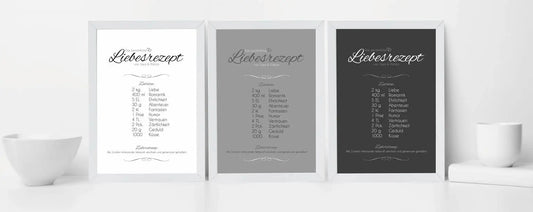 Unser personalisiertes Liebesrezept-Bild in drei verschiedenen Farben 💕, Das Rezept einer glücklichen Ehe…
Mit diesem personalisiertem Liebesrezept kann ab sofort nichts mehr schief gehen, wenn ihr euch daran haltet. 😉 Die Zutatenliste, die euch zeigt,