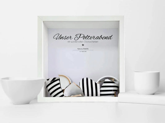 Die Glücksscherben vom Polterabend – das personalisierte Bild für die Ewigkeit, Scherben bringen Glück”
Stellst du dir auch die Frage, wie ihr die schönen Scherben vom Polterabend am besten in Ehren halten könnt?Dann haben wir für euch hier eine großartig