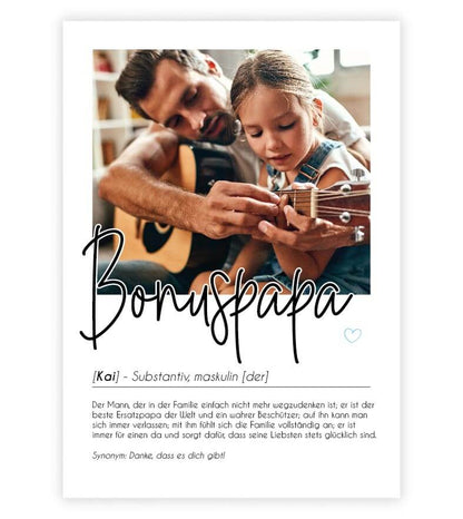 Personalisiertes Foto-Poster "Bonuspapa" mit Definition, Bildgröße: 13x18cm, DIN A4, DIN A3, Bilderrahmen: Ohne Bilderrahmen, Bilderrahmen weiß, Bilderrahmen schwarz, Bilderrahmen weiß mit Passepartout, Bilderrahmen schwarz mit Passepartout, Copyright: 32