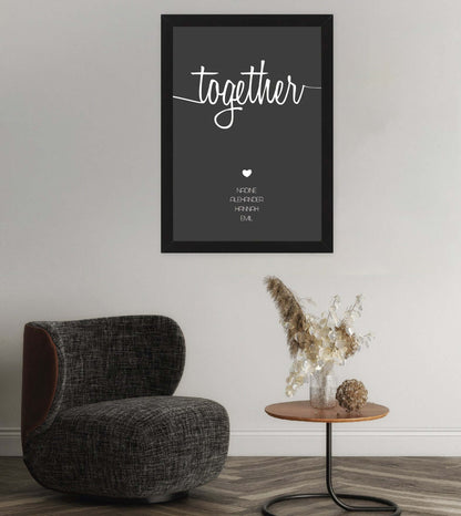 Anwendungsbild_Personalisiertes Familienbild “TOGETHER”, Bildfarbe: Anthrazit/Schwarz, Grau, Weiß, Bildgröße: 13x18cm, DIN A4, DIN A3, Bilderrahmen: Ohne Bilderrahmen, Bilderrahmen weiß ohne Passepartout, Bilderrahmen schwarz ohne Passepartout, Bilderrahmen weiß mit Passepartout, Bilderrahmen schwarz mit Passepartout, Copyright:321geschenke.de