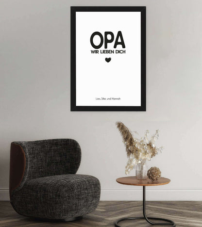 Anwendungsbild_Personalisiertes Bild “OPA - Wir lieben dich”, Bildgröße: 13x18cm, DIN A4, DIN A3, Bilderrahmen: Ohne Bilderrahmen, Bilderrahmen weiß ohne Passepartout, Bilderrahmen schwarz ohne Passepartout, Bilderrahmen weiß mit Passepartout, Bilderrahmen schwarz mit Passepartout, ,Copyright: 321geschenke.de