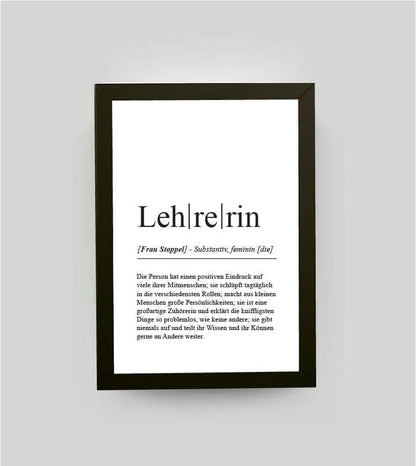 Personalisiertes Bild “Definition LEHRERIN”, DIN A4, mit Rahmen schwarz 21x30cm, ohne Passepartout, Copyright: 321geschenke.de