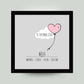 Personalisiertes Bild “Geburtsposter” Wolke mit Herzballon, Bildfarbe: Rosa, Bildgröße: 25x25cm, Bilderrahmen: Bilderrahmen schwarz ohne Passepartout, Copyright: 321geschenke.de