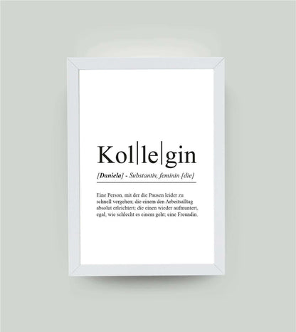 Personalisiertes Bild “Definition KOLLEGIN”, DIN A4, mit Rahmen weiß 21x30cm, ohne Passepartout, Copyright: 321geschenke.de