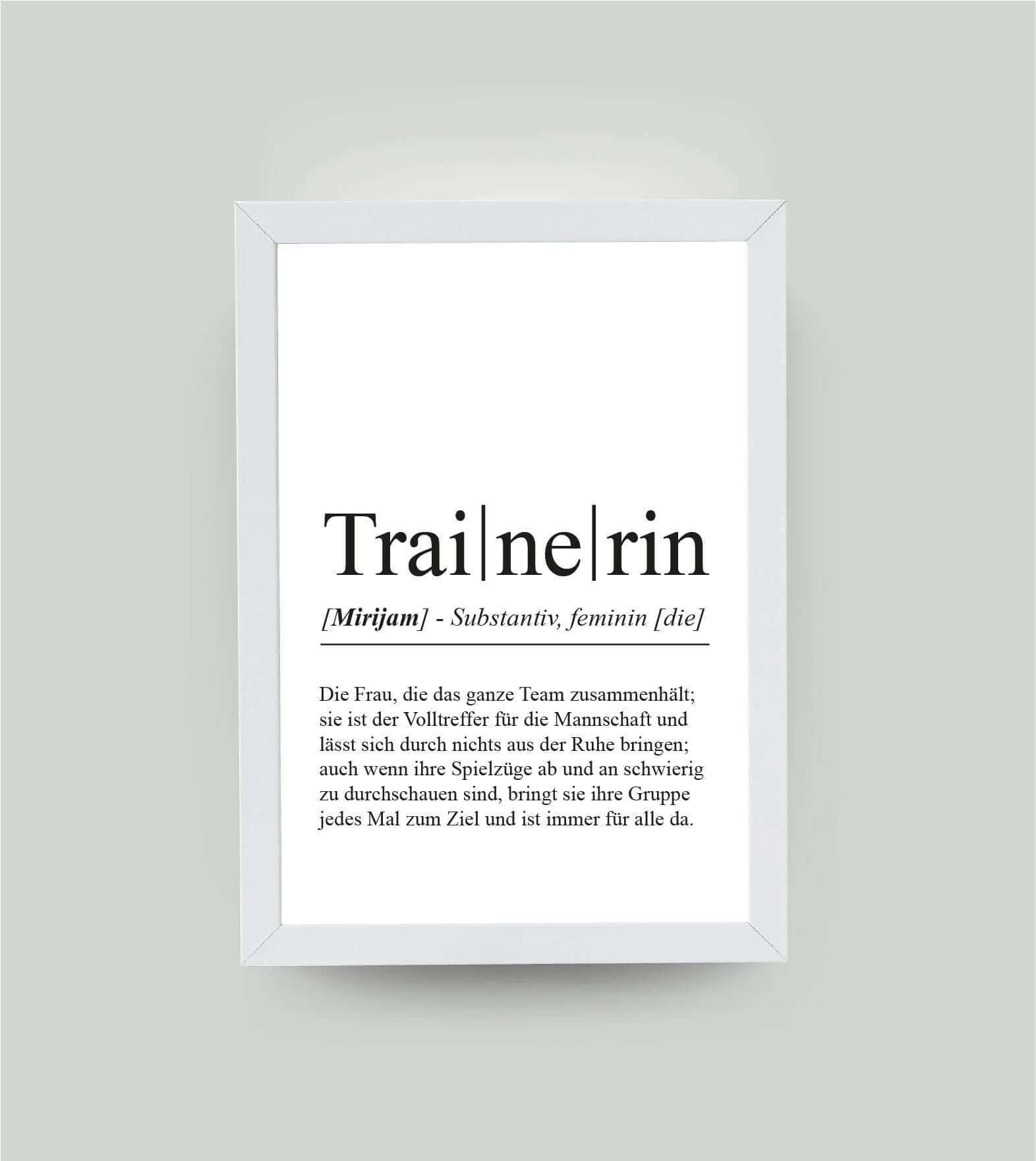 Personalisiertes Bild “Definition TRAINERIN”, DIN A4, mit Rahmen weiß 21x30cm, ohne Passepartout, Copyright: 321geschenke.de