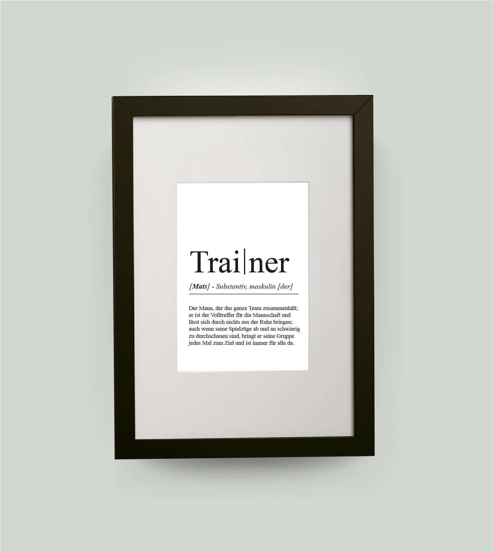 Personalisiertes Bild “Definition TRAINER”, Bildgröße: DIN A4, Bilderrahmen: Bilderrahmen schwarz mit Passepartout, , Copyright: 321geschenke.de
