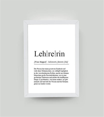 Personalisiertes Bild “Definition LEHRERIN”, DIN A4, mit Rahmen weiß 21x30cm, ohne Passepartout, Copyright: 321geschenke.de