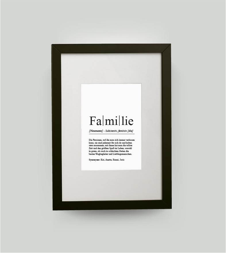 Personalisiertes Bild “Definition FAMILIE”, DIN 13x18cm, mit Rahmen schwarz 21x30cm, ohne Passepartout