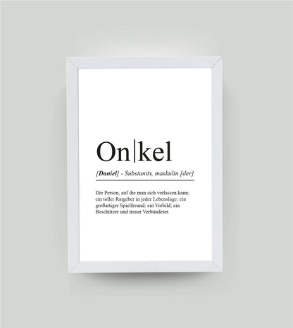 Personalisiertes Bild “Definition ONKEL”, DIN A4, mit Rahmen weiß 21x30cm, ohne Passepartout, Copyright: 321geschenke.de