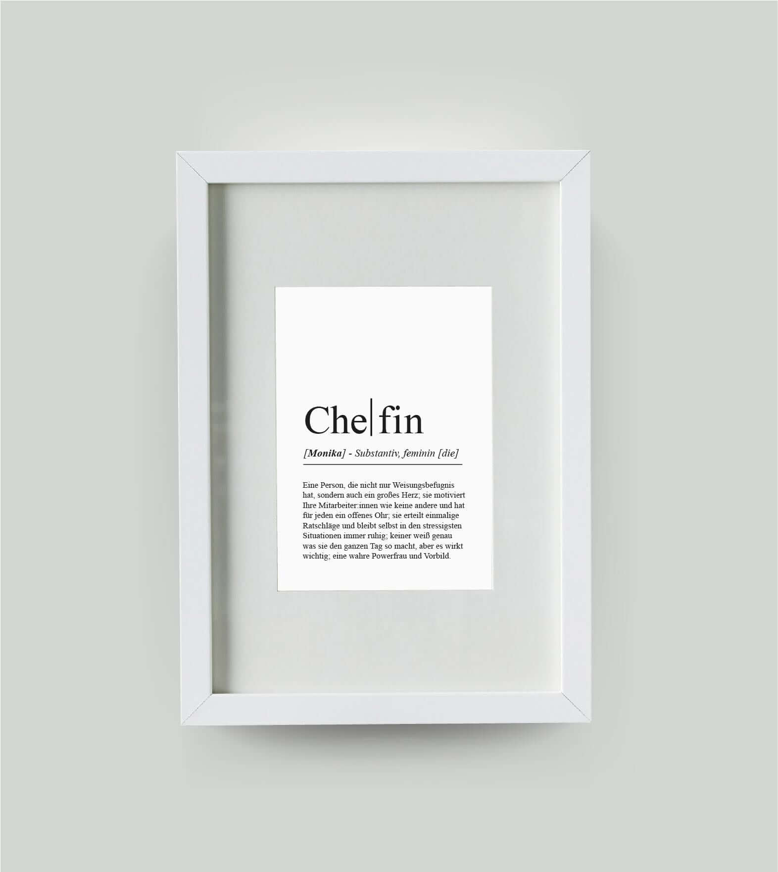 Personalisiertes Bild “Definition CHEFIN”, DIN 13x18cm, mit Rahmen weiß 21x30cm, ohne Passepartout, Copyright: 321geschenke.de