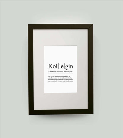 Personalisiertes Bild “Definition KOLLEGIN”, DIN 13x18cm, mit Rahmen schwarz 21x30cm, ohne Passepartout, Copyright: 321geschenke.de