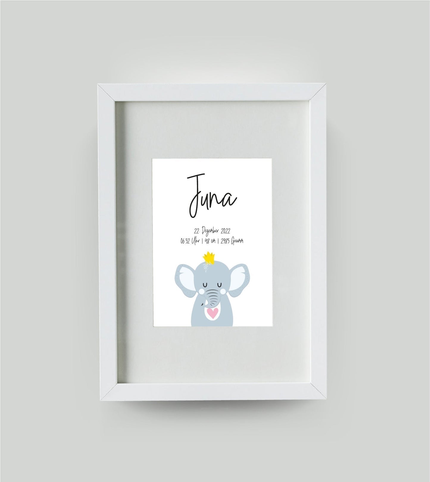 Personalisiertes Geburtsposter “ELEFANT mit Herz”, Motiv: Elefant, Bildgröße: DIN A4, Bilderrahmen: Bilderrahmen weiß mit Passepartout, Copyright: 321geschenke.de Sonderanfertigung: Unsere Bilder nach euren Wünschen verändert.