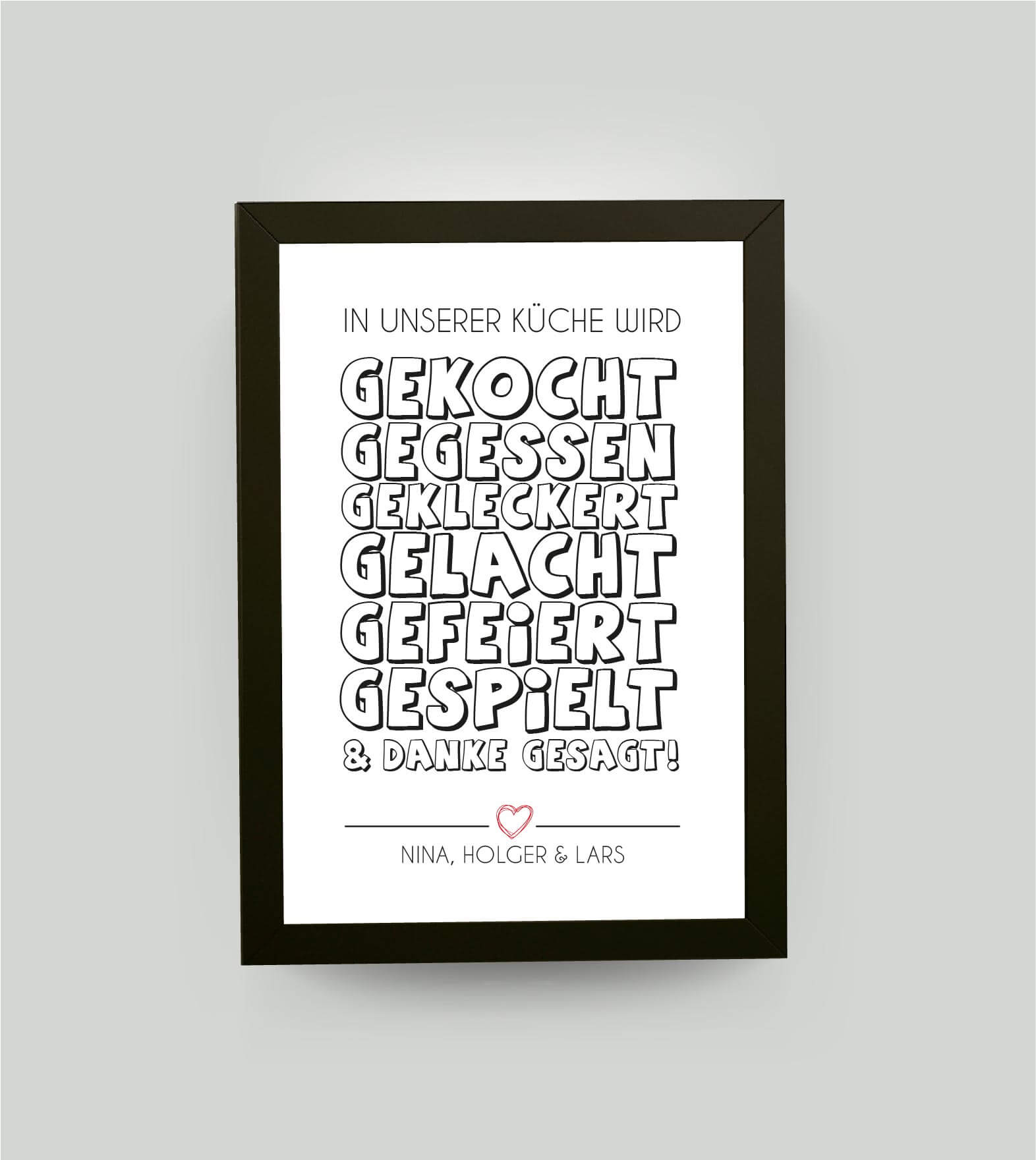 Personalisiertes Bild “In unserer Küche ….”, Variante: Variante 2, Bildgröße: 13x18cm, Bilderrahmen: Bilderrahmen schwarz ohne Passepartout, Copyright: 321geschenke.de