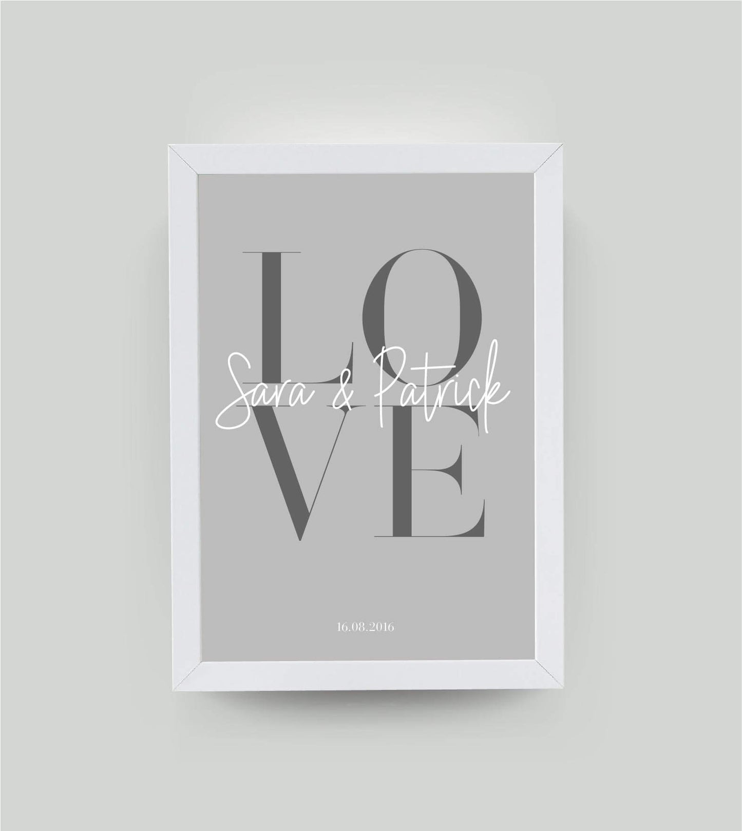Personalisiertes Bild “LOVE”, Bildfarbe: Grau, Bildgröße: 13x18cm, DIN A4, DIN A3, Bilderrahmen: Ohne Bilderrahmen, Bilderrahmen weiß ohne Passepartout, Bilderrahmen schwarz ohne Passepartout, Bilderrahmen weiß mit Passepartout, Bilderrahmen schwarz mit P