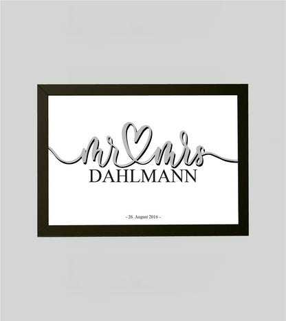 Personalisiertes Bild „Mr & Mrs”, Bildfarbe: Anthrazit/Schwarz, Grau, Weiß, Bildgröße: 13x18cm, DIN A4, DIN A3, Bilderrahmen: Ohne Bilderrahmen, Bilderrahmen weiß ohne Passepartout, Bilderrahmen schwarz ohne Passepartout, Bilderrahmen weiß mit Passepartout, Bilderrahmen schwarz mit Passepartout, Copyright:321geschenke.de