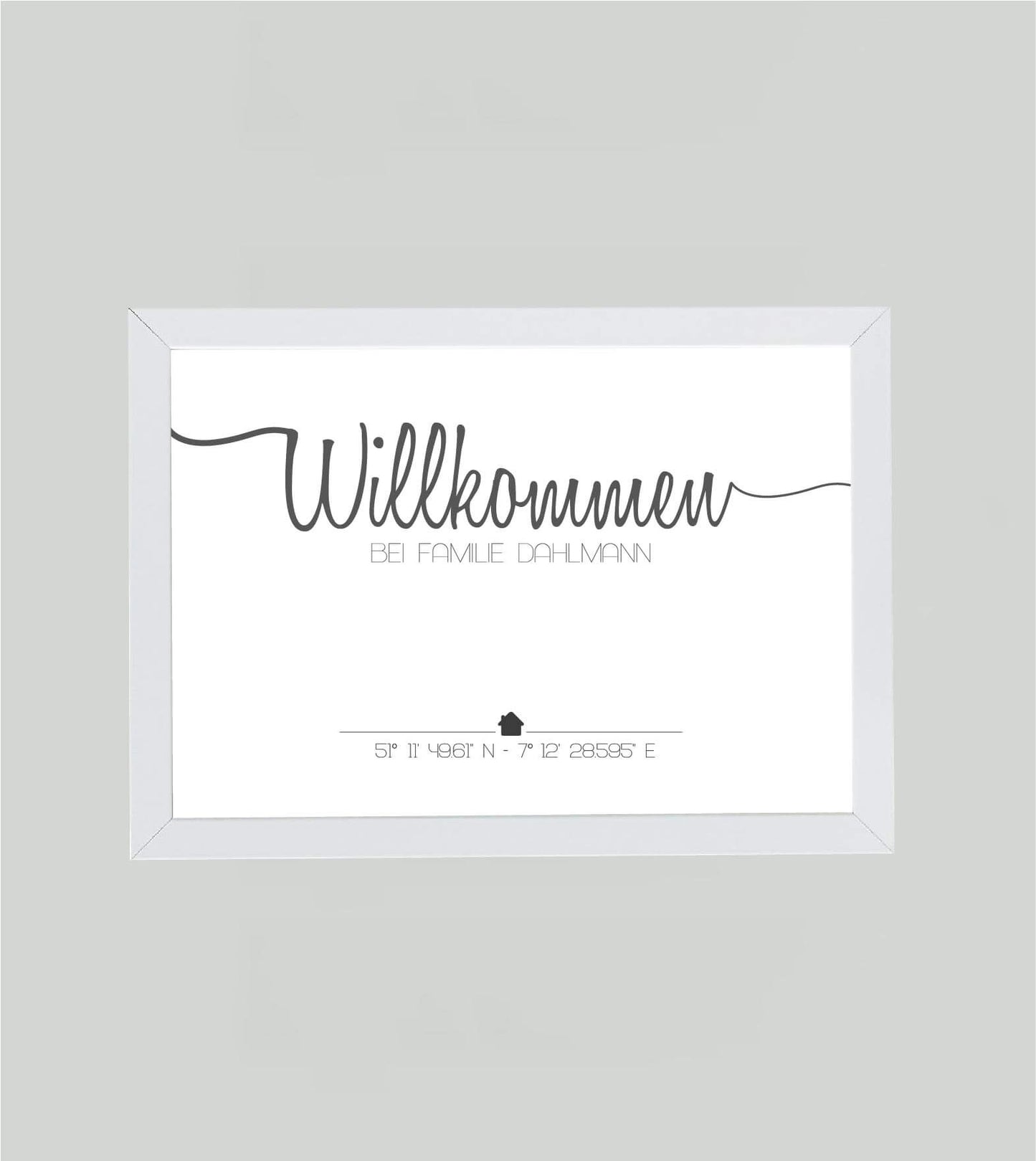 Personalisiertes Bild “WILLKOMMEN”, Bildfarbe: Weiß, Bildgröße: 13x18cm, Bilderrahmen: Ohne Bilderrahmen,Copyright: 321geschenke.de